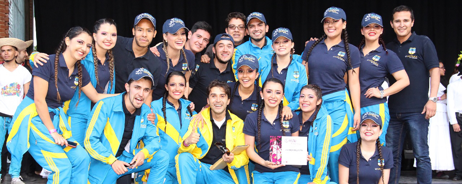 Universidad ocupa primer lugar en festival de danzas