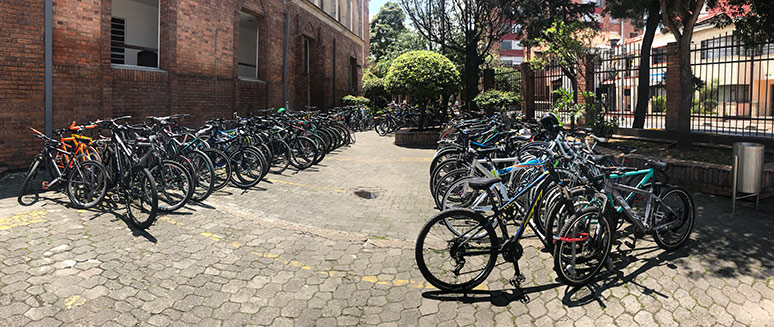 Parquedero de bicicletas sede El Claustro