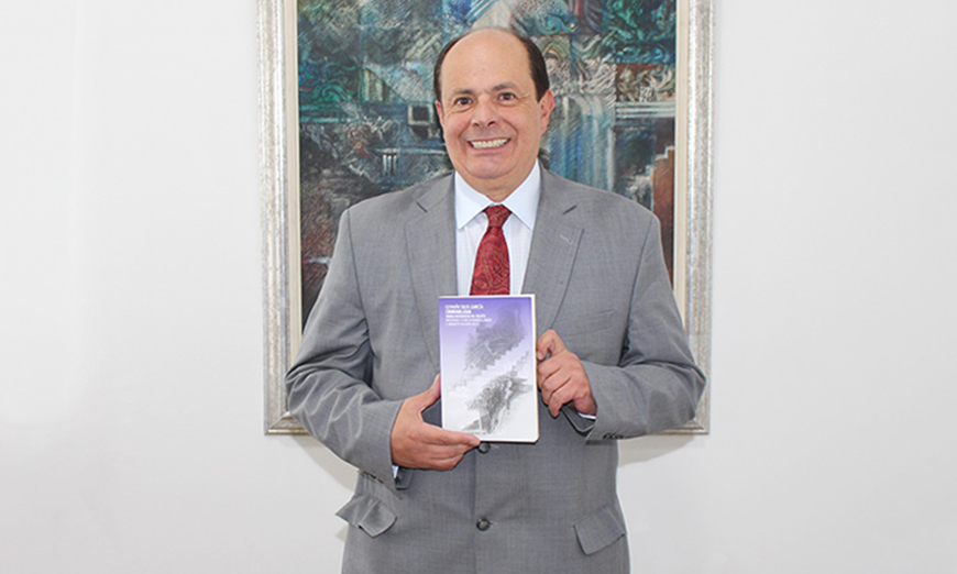 Decano de Derecho, Germán Silva