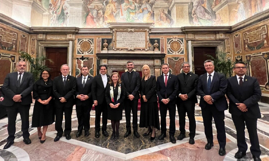 Dr. Francisco en el Vaticano