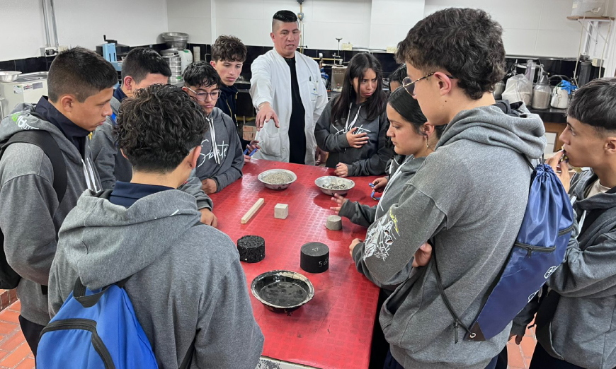 Estudiantes en clase